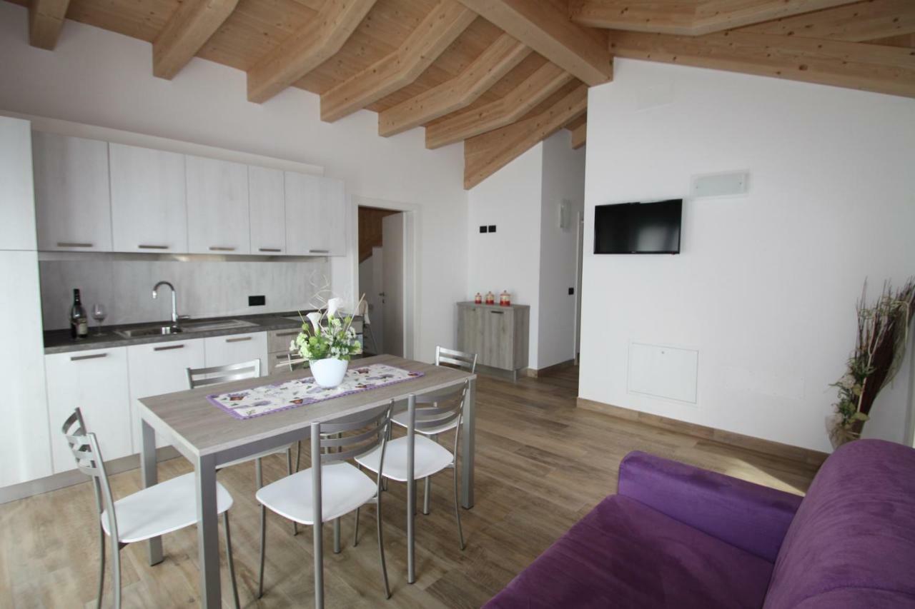 Casa Ai Stabli Lägenhet Mezzana  Exteriör bild
