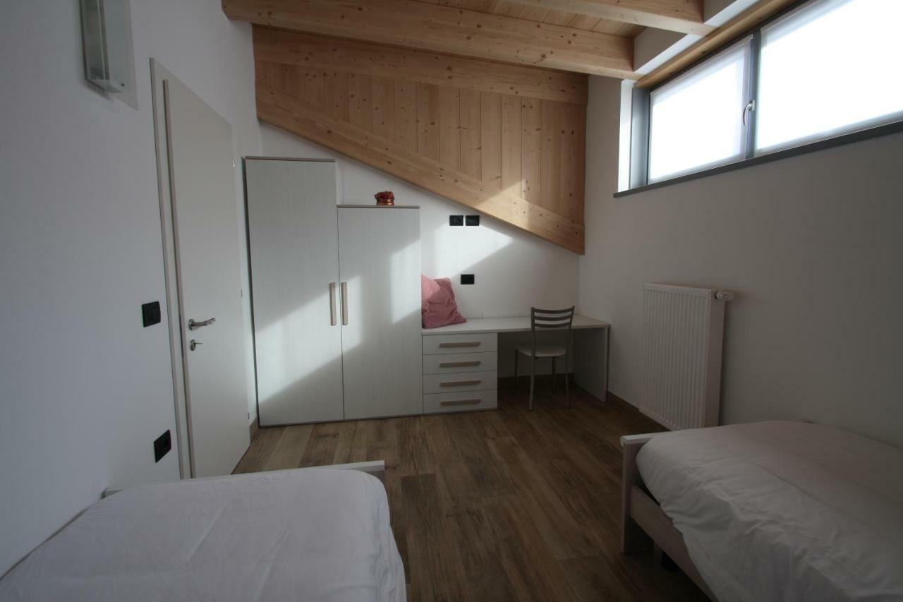 Casa Ai Stabli Lägenhet Mezzana  Exteriör bild