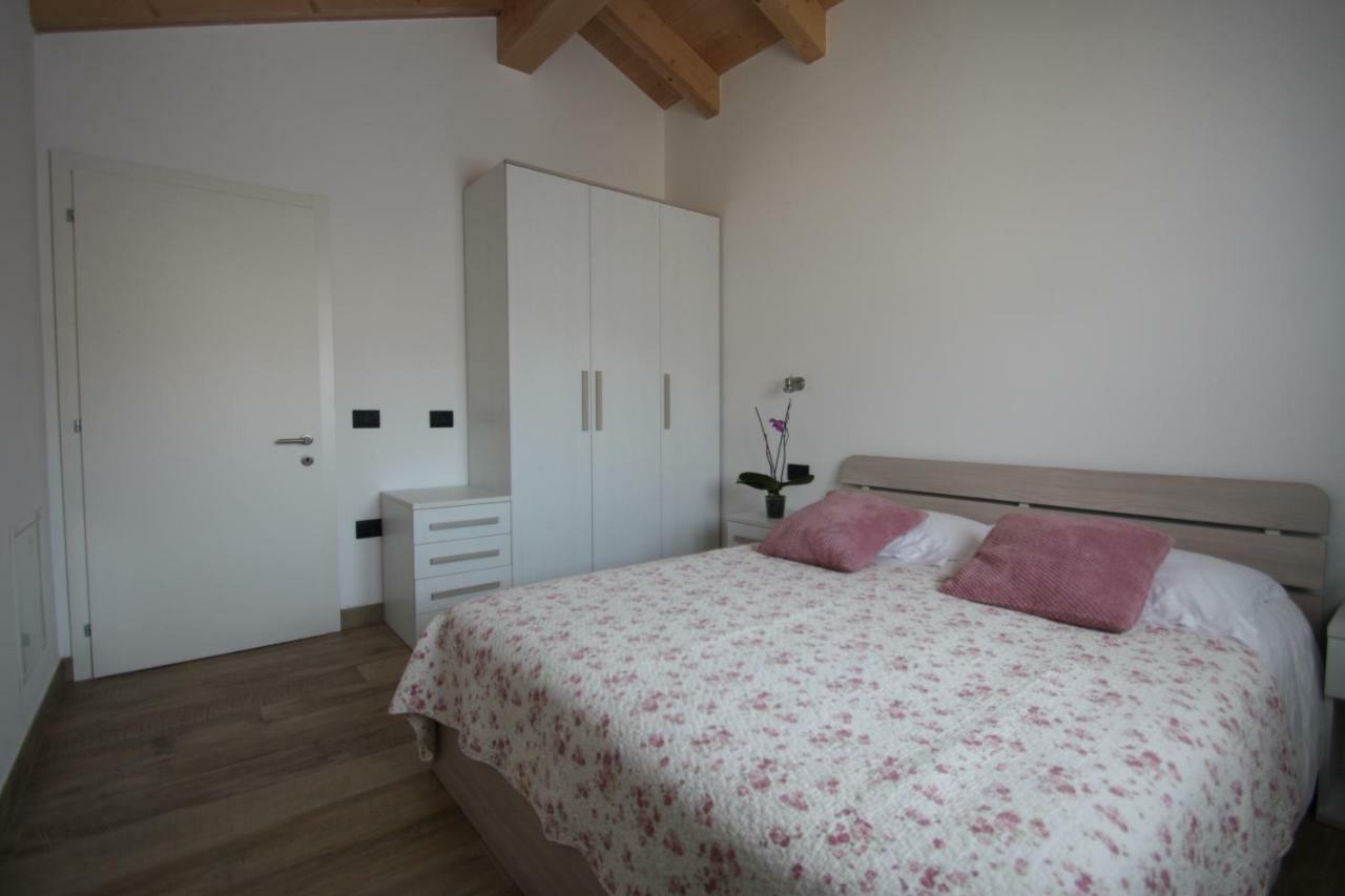 Casa Ai Stabli Lägenhet Mezzana  Exteriör bild